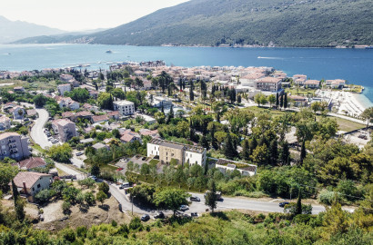 Montenegro Luxury Living: Bay Views, Amenities, and Ideal Investment Opportunity